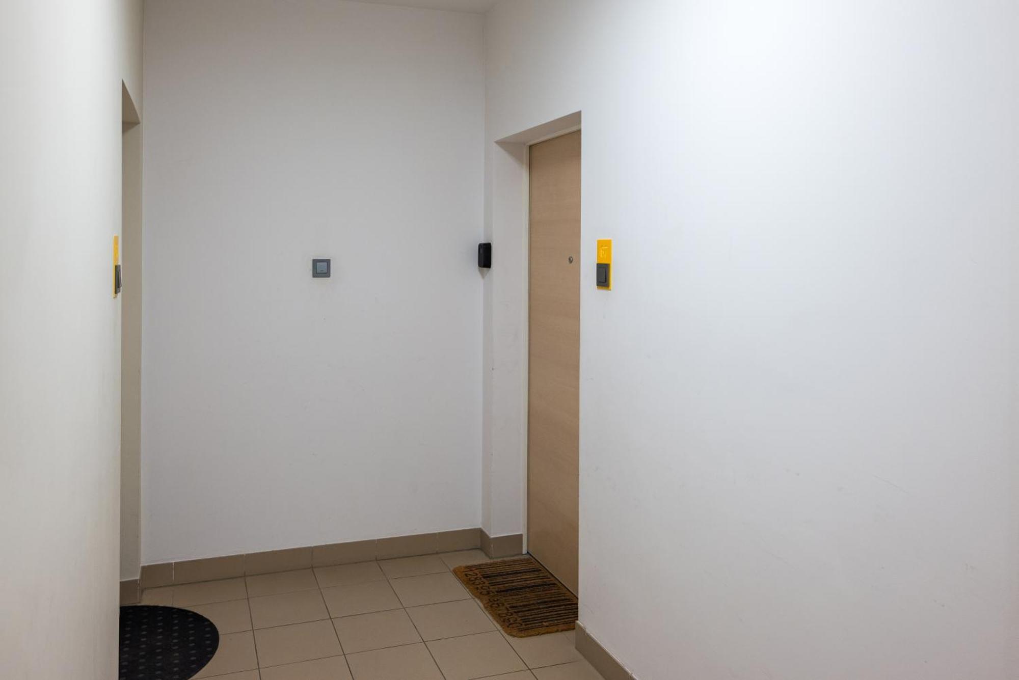 Wola Jana Kazimierza Chic Apartment Warschau Buitenkant foto