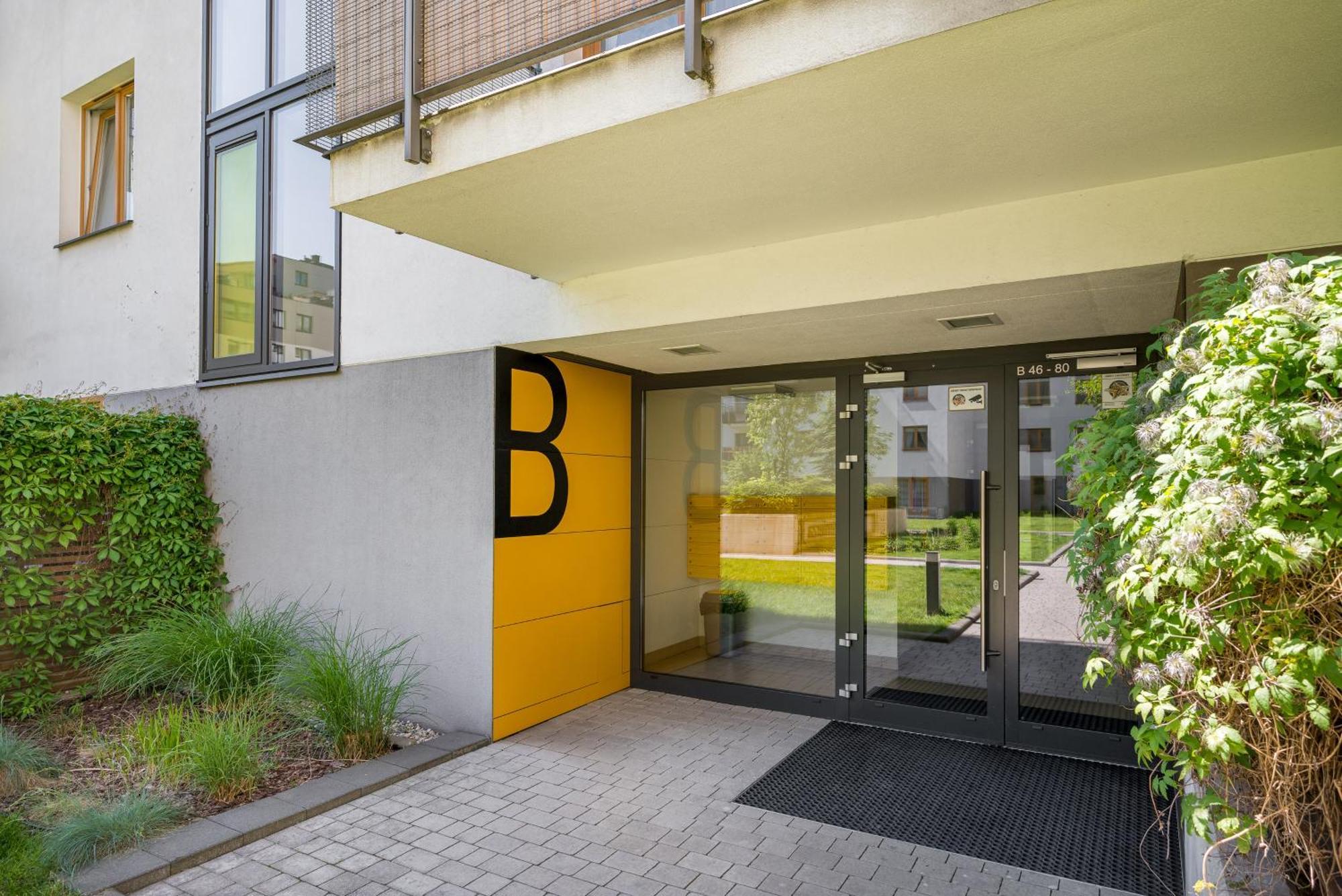 Wola Jana Kazimierza Chic Apartment Warschau Buitenkant foto